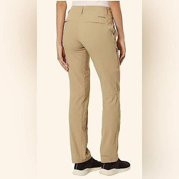 Columbia Saturday Trail Stretch Pants in Khaki, Size 6 - Picture 3 of 10
